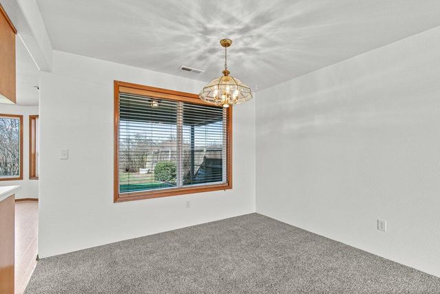 278 Sparrow Way, Medford, OR 97501