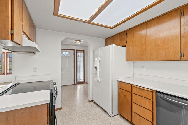 278 Sparrow Way, Medford, OR 97501