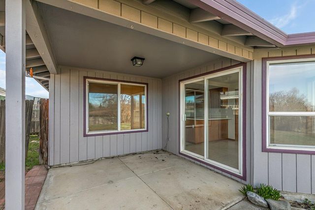 278 Sparrow Way, Medford, OR 97501