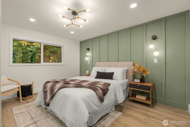 7017 NE 155th Place, Kenmore, WA 98028