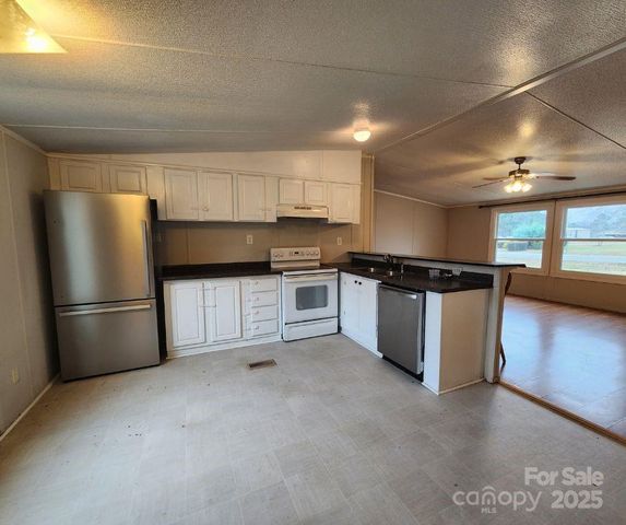 304 New Hope Road, Lawndale, NC 28090