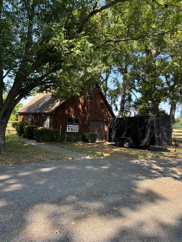 2051 SOLO RD, Covington, TN 38019