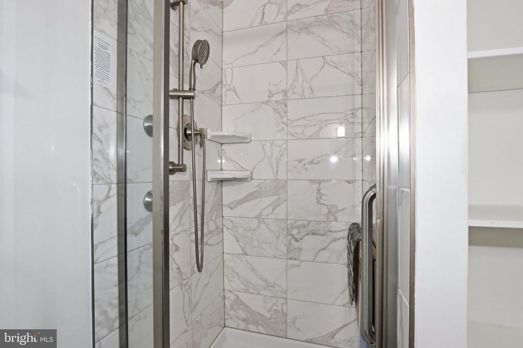 Image 27 of property listing at 201 CASTLETON PL, Upper Marlboro, MD 20774