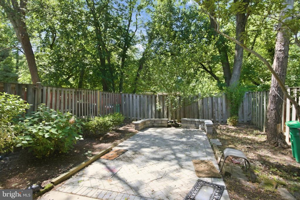 Image 34 of property listing at 201 CASTLETON PL, Upper Marlboro, MD 20774