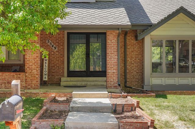 5549 S Hanover Way, Englewood, CO 80111
