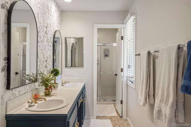 5549 S Hanover Way, Englewood, CO 80111