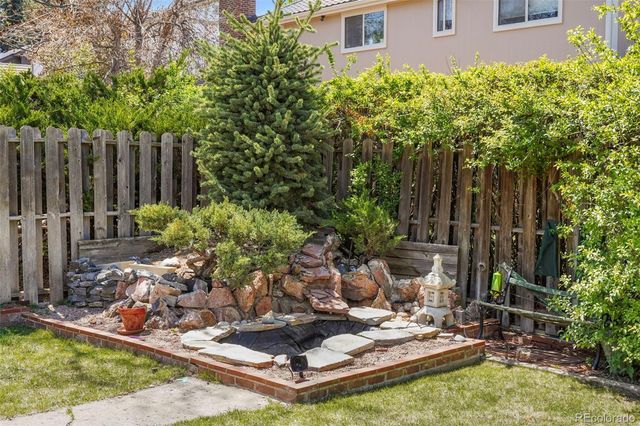5549 S Hanover Way, Englewood, CO 80111