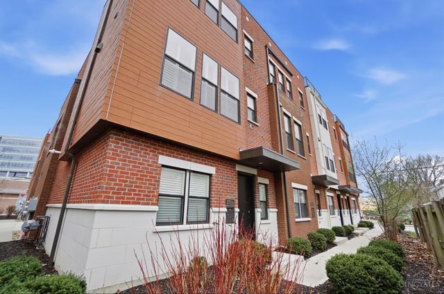 2711 Hyde Park Avenue, Cincinnati, OH 45209