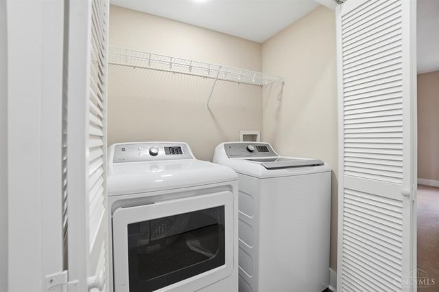 2711 Hyde Park Avenue, Cincinnati, OH 45209