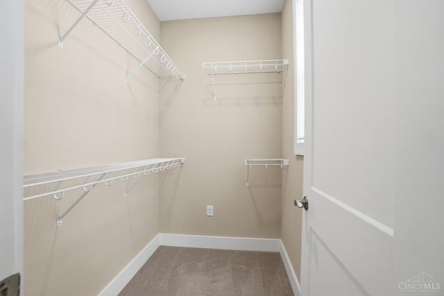 2711 Hyde Park Avenue, Cincinnati, OH 45209