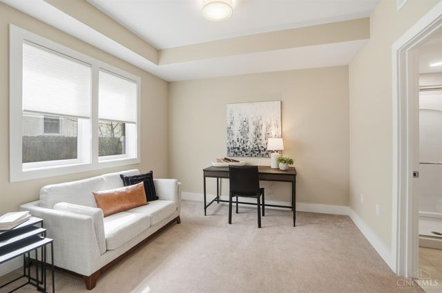 2711 Hyde Park Avenue, Cincinnati, OH 45209