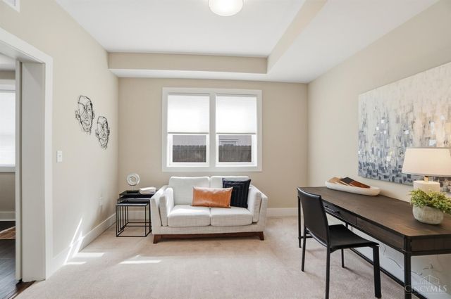 2711 Hyde Park Avenue, Cincinnati, OH 45209