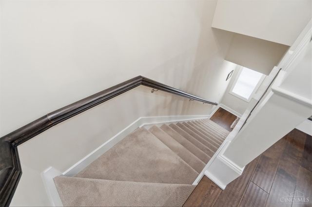 2711 Hyde Park Avenue, Cincinnati, OH 45209