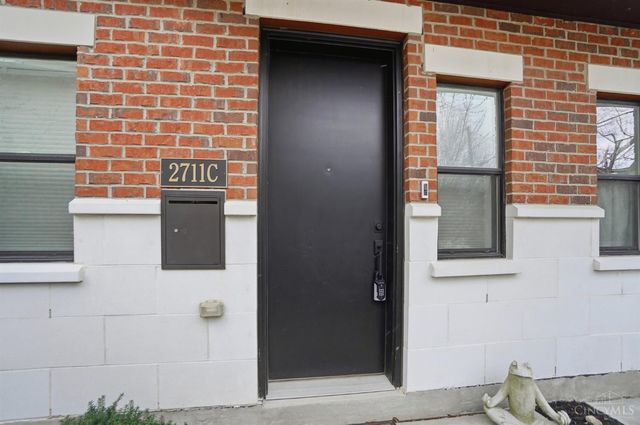 2711 Hyde Park Avenue, Cincinnati, OH 45209