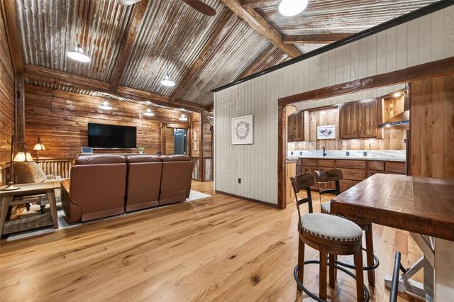 342 County Road 416, Brazoria, TX 77422