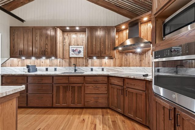 342 County Road 416, Brazoria, TX 77422