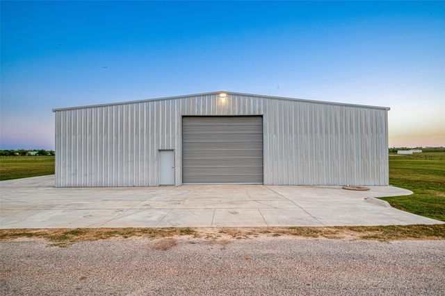 342 County Road 416, Brazoria, TX 77422