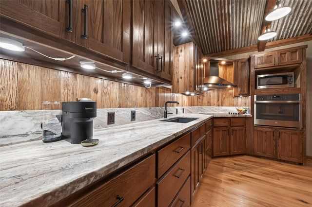 342 County Road 416, Brazoria, TX 77422