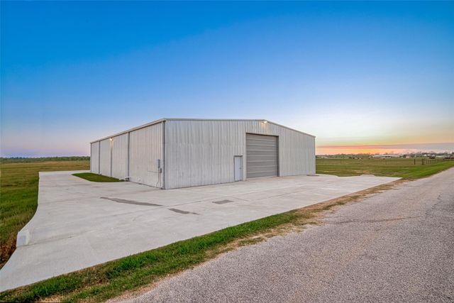 342 County Road 416, Brazoria, TX 77422