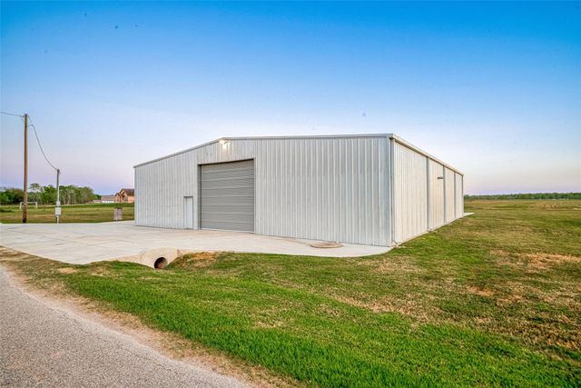 342 County Road 416, Brazoria, TX 77422