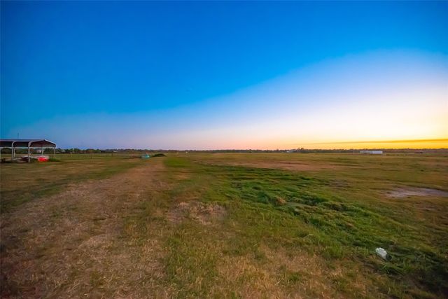 342 County Road 416, Brazoria, TX 77422