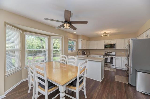 1216 Churchill Road, Bartlett, IL 60103