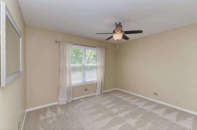 1216 Churchill Road, Bartlett, IL 60103