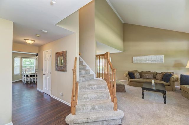 1216 Churchill Road, Bartlett, IL 60103