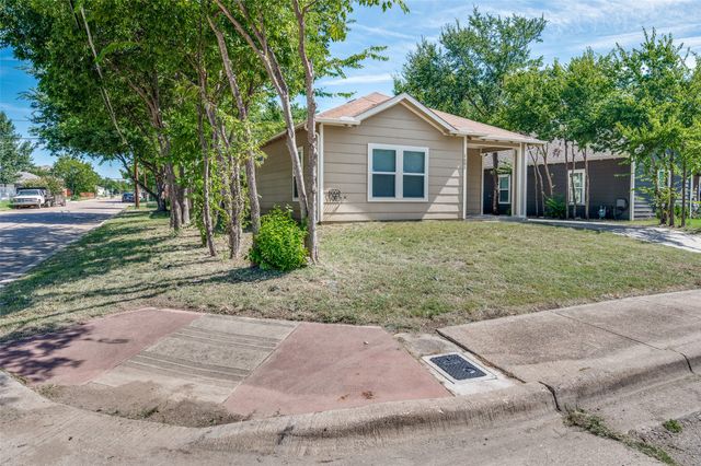 1601 E Leuda Street, Fort Worth, TX 76104