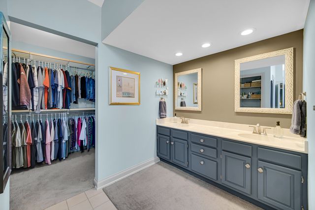 1024 Trillium Trail, West Chicago, IL 60185