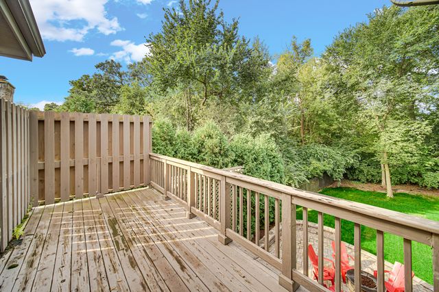1024 Trillium Trail, West Chicago, IL 60185