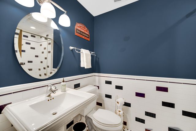 1024 Trillium Trail, West Chicago, IL 60185