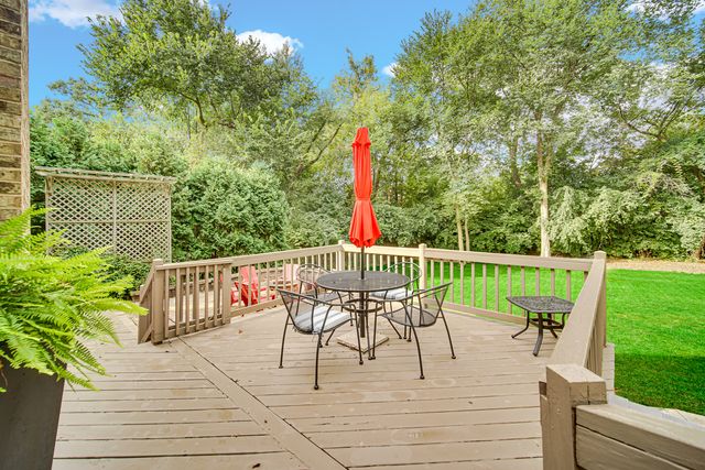 1024 Trillium Trail, West Chicago, IL 60185