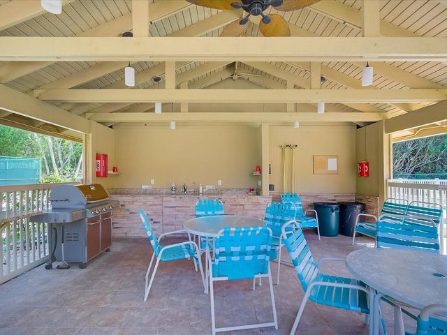 4956 VILLAGE GARDENS DRIVE 145, Sarasota, FL 34234