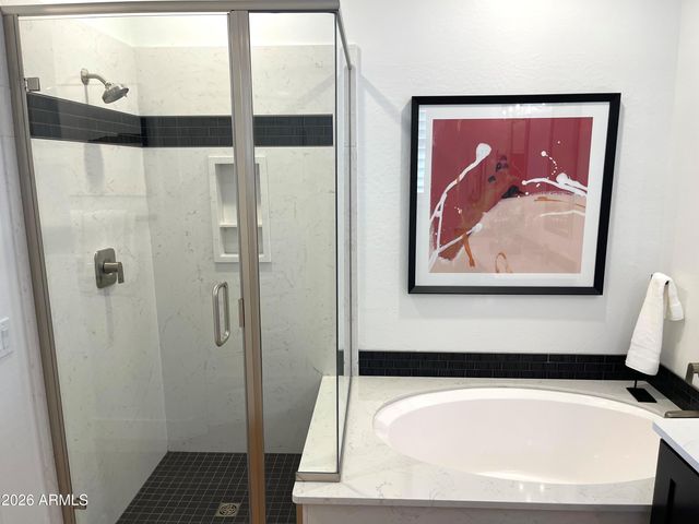 9972 W AVALON Drive, Avondale, AZ 85392