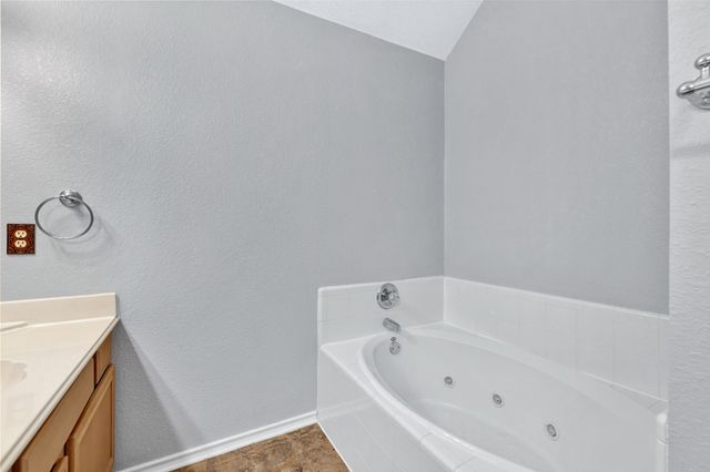 1944 Hobart Lane, Lewisville, TX 75067