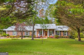 290 Indian Drive, Eastanollee, GA 30538
