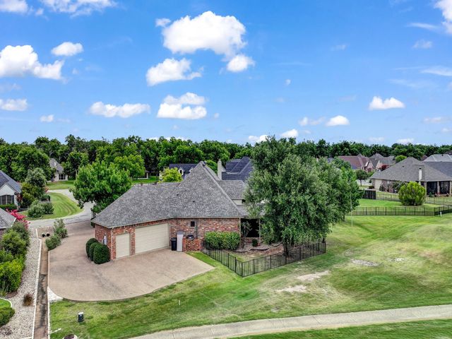 9408 Gleneagles Circle, Granbury, TX 76049