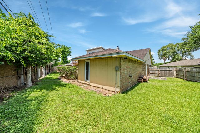 13139 Birch Grove Drive, Houston, TX 77099
