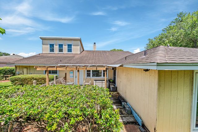 13139 Birch Grove Drive, Houston, TX 77099