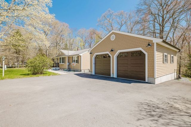 185 Moulton Street, Rehoboth, MA 02769