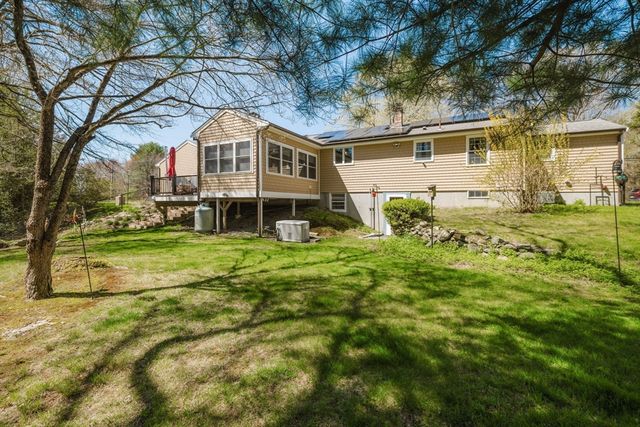 185 Moulton Street, Rehoboth, MA 02769