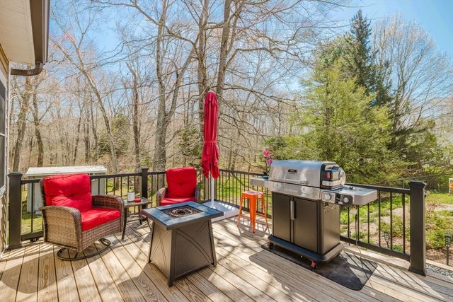 185 Moulton Street, Rehoboth, MA 02769