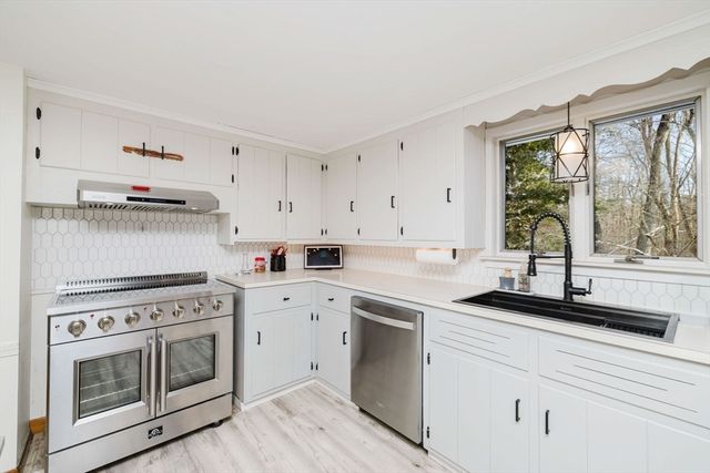 185 Moulton Street, Rehoboth, MA 02769