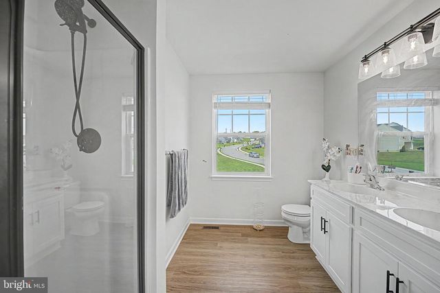 252 VALLEY VIEW CIR, York, PA 17408