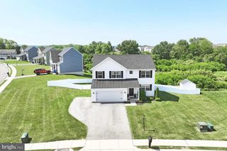 252 VALLEY VIEW CIR, York, PA 17408
