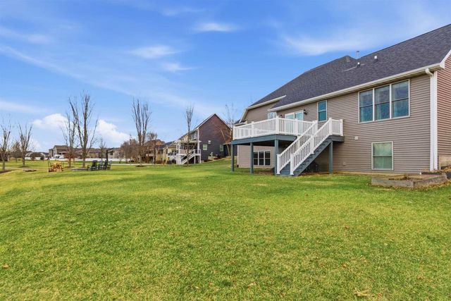 6478 Spring Creek Dr Drive, Bettendorf, IA 52722