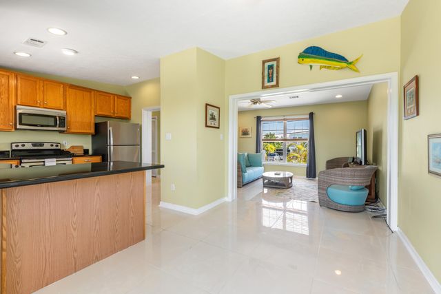 17245 Jamaica Lane, Sugarloaf Key, FL 33042