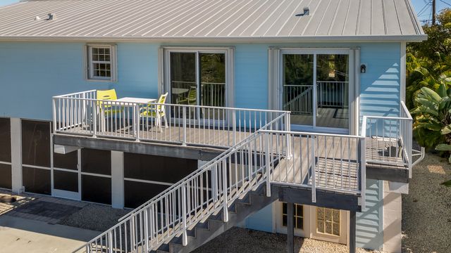17245 Jamaica Lane, Sugarloaf Key, FL 33042