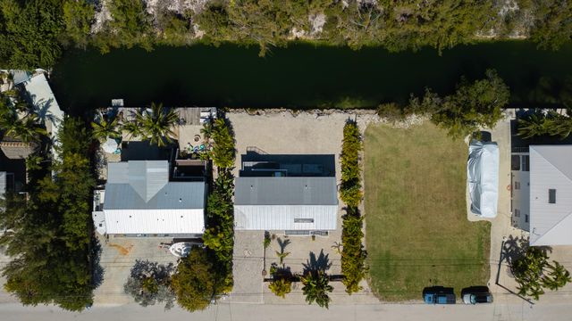 17245 Jamaica Lane, Sugarloaf Key, FL 33042